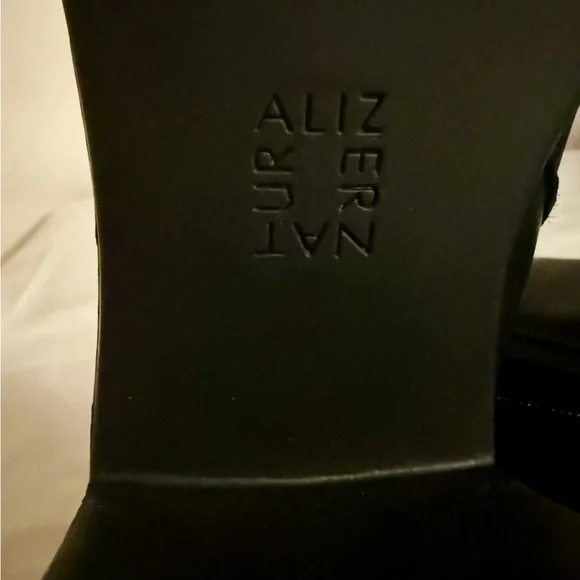 Naturalizer Verney Black Boot size 8 - Picture 6 of 9